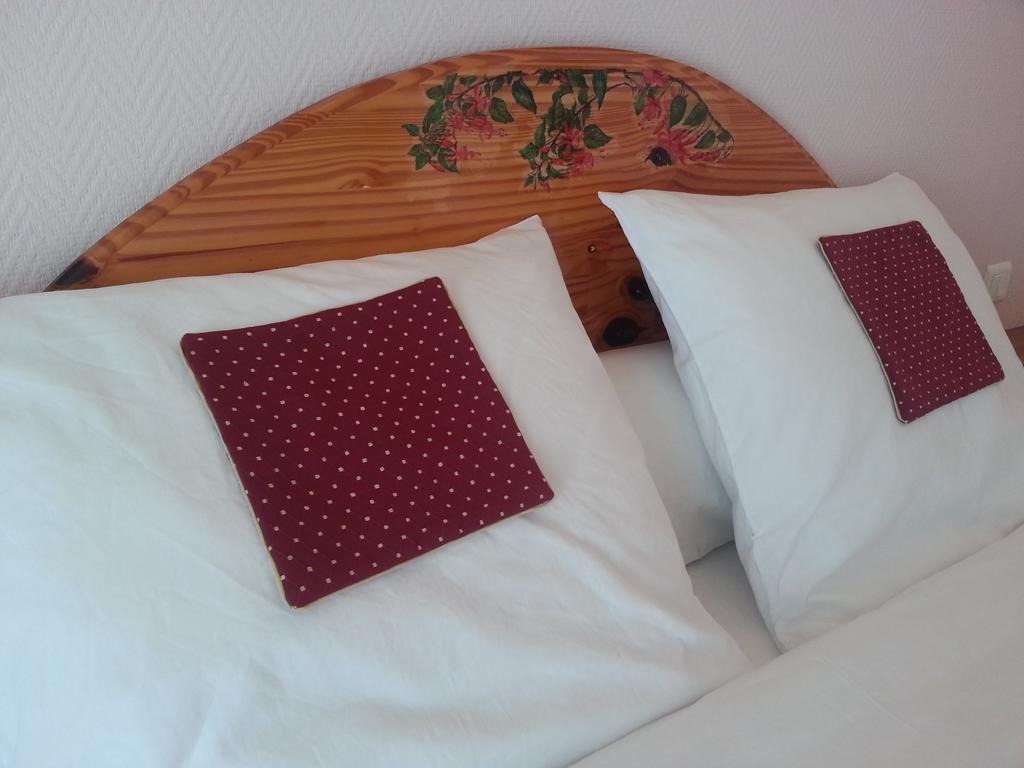 Chambres D'Hotes Au Grillon Dort Moustey Habitación foto